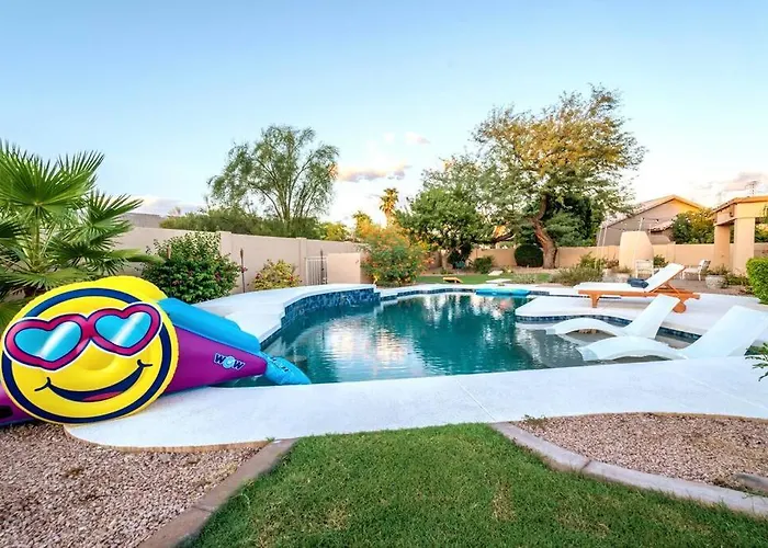 Stunning 5 Bed Luxury Oasis Heated Pool Hot Tub Scottsdale