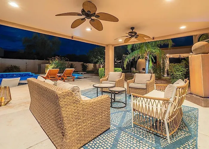 Apartment Stunning 5 Bed Luxury Oasis Heated Pool Hot Tub